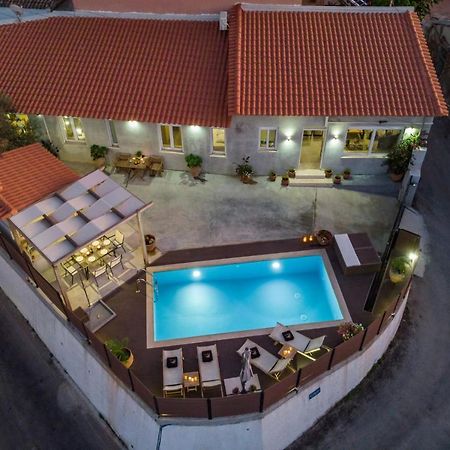 Villa Roxanne Galatás Exteriör bild